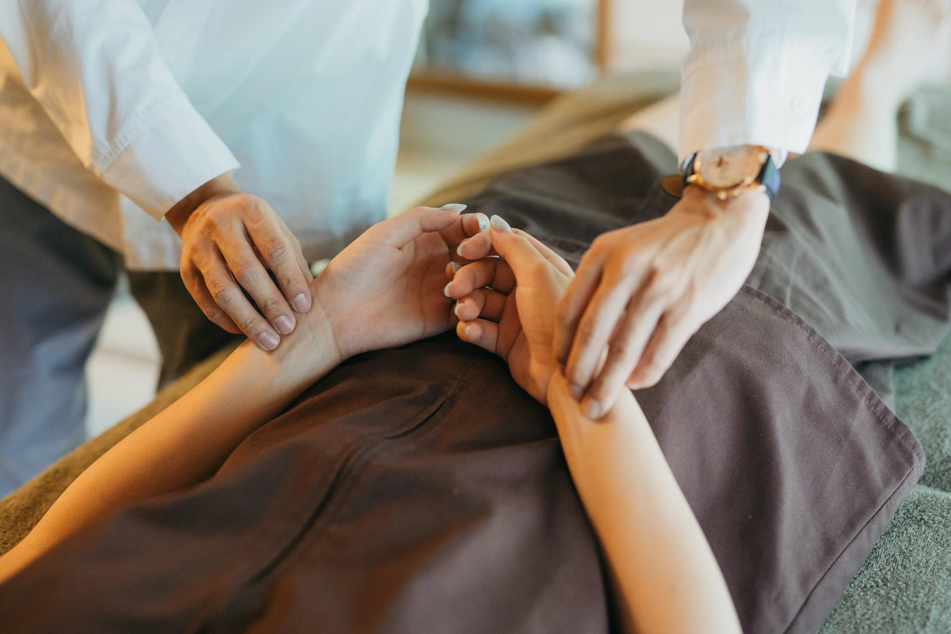 東洋医学と西洋医学を統合した施術を提供